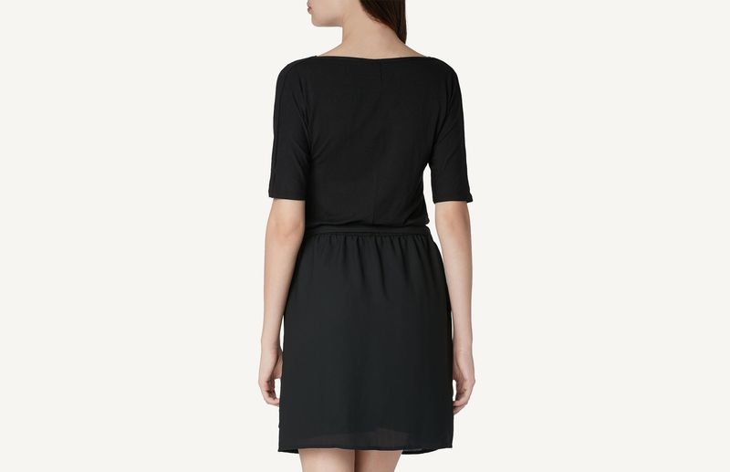 VM100A_019_2-VESTIDO-EM-VISCOSE-COM-DECOTE-TIPO-CAPUZ