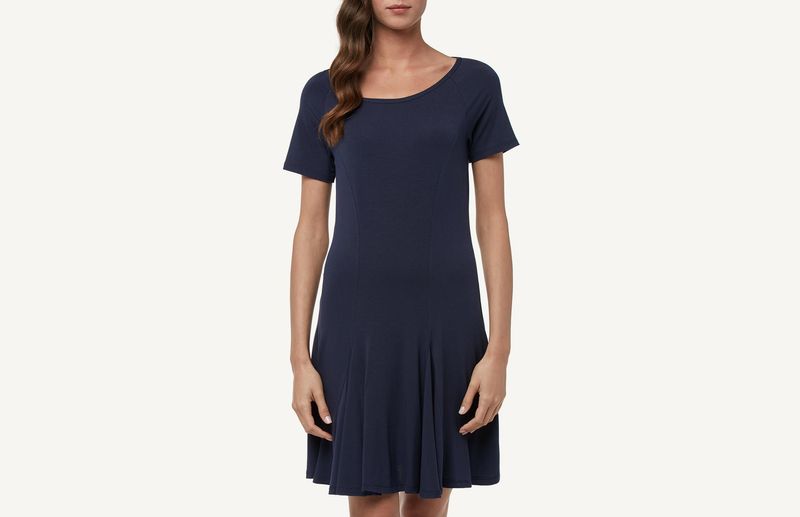 VM100B_7407_1-VESTIDO-EM-VISCOSE-COM-PINCAS