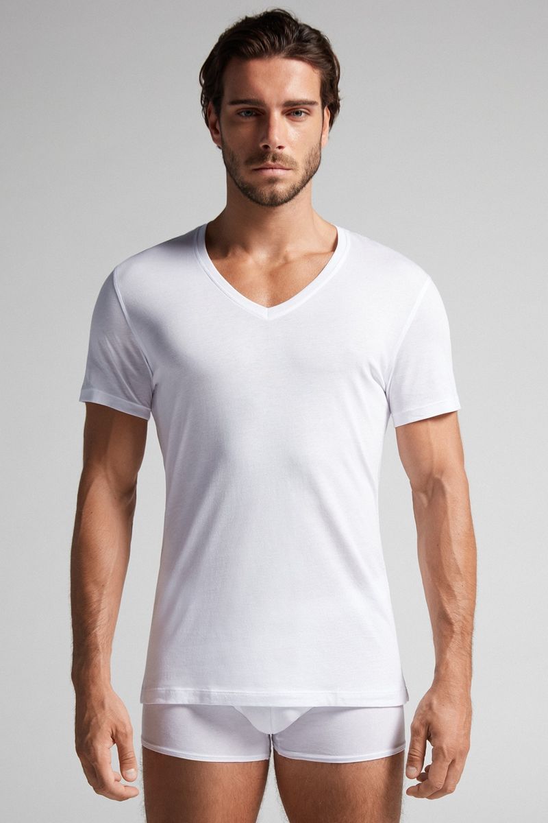 CMU12D_001_3-CAMISETA-DE-MANGA-CURTA-DECOTE-EM-V-DE-ALGODAO-SUPIMA-EXTRAFINO