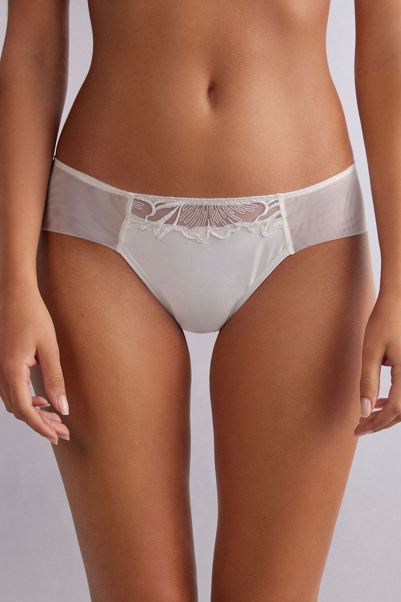 SID2506_2127_3-CUECAS-SATIN-DARLINGS