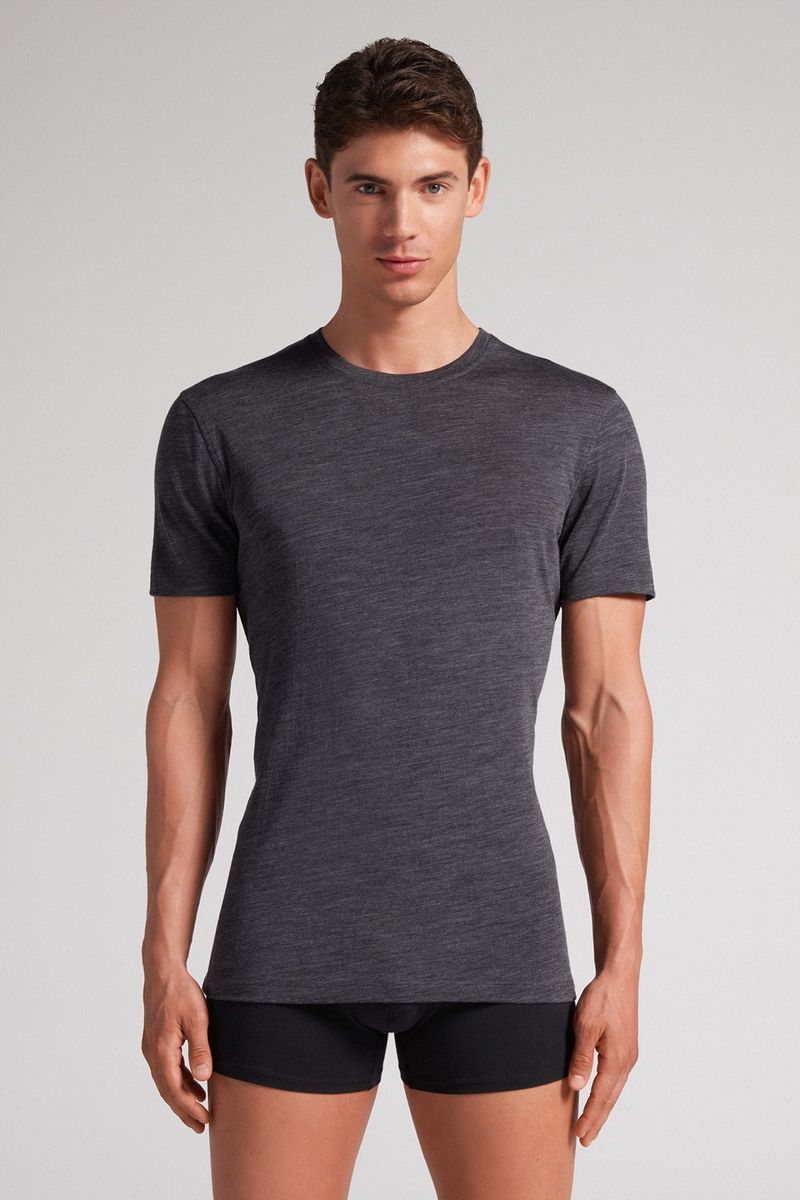 CMU17A_7522_3-CAMISETA-LISA-EM-LA-MERINO-ELASTICA