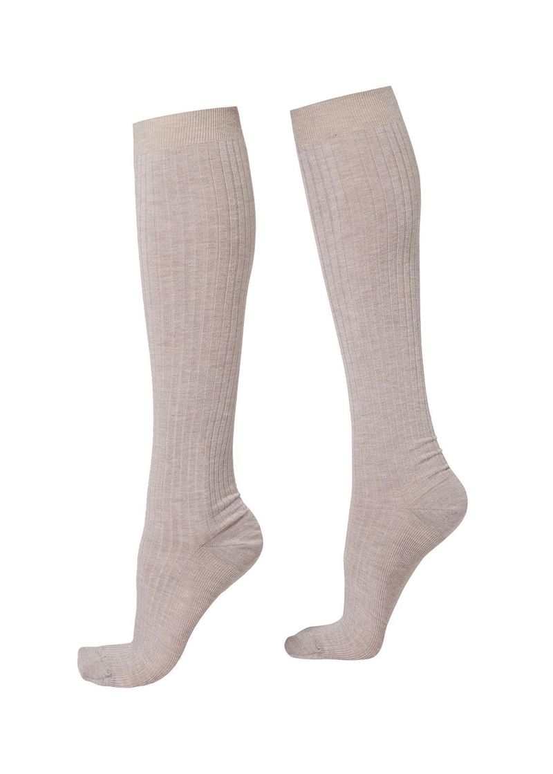 DL0085_904_V4_13-MEIA-LONGA-CANELADA-COM-CASHMERE-