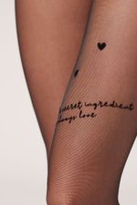 MODC2041_5231_V3_6-COLLANTS-TRANSPARENTES-30-DEN-COM-TEXTO-AMORE-EM-RELEVO