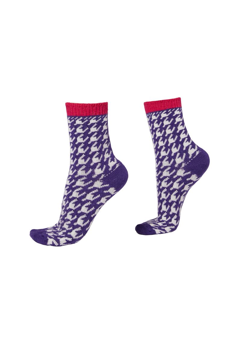 DC0482_9813_13-MEIA-CURTA-EM-CASHMERE-E-PADRAO-PIED-DE-POULE