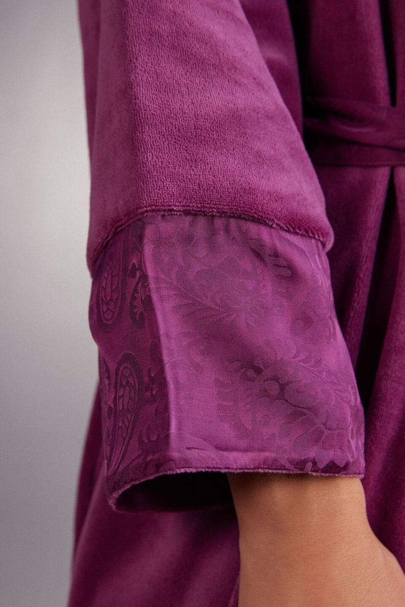 PVD926_345J_6-QUIMONO-EM-CHENILLE-VELVET-PAISLEY