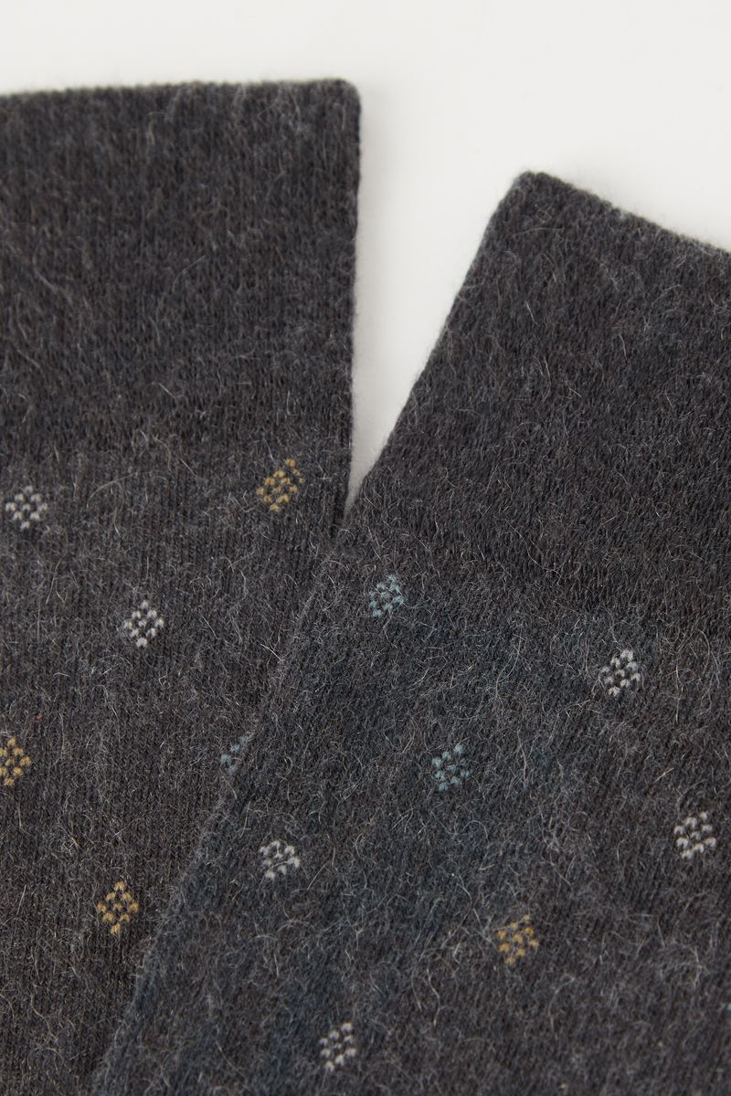 UC0394_9804_8_Detail-still_Meia-Curta-Em-Cashmere-Masculina