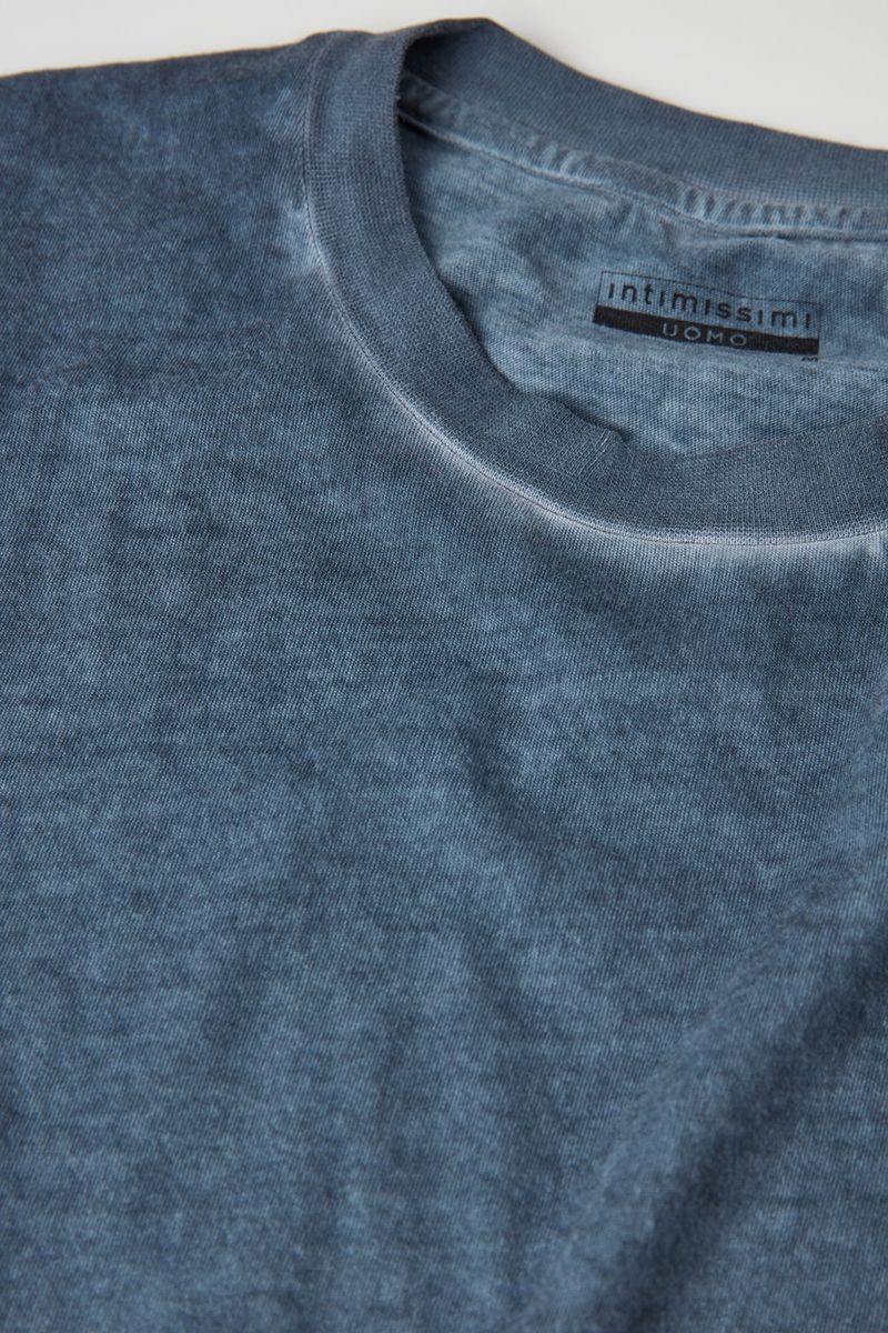 CMU241_857I_8-CAMISETA-EM-ALGODAO-OIL-WASHED