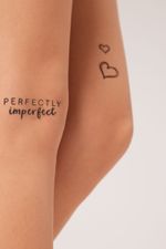 MODC2059_009_V4_6-COLLANTS-TRANSPARENTES-20-DEN-COM-ESTAMPADO-EFEITO-TATUAGEM-E-TEXTO