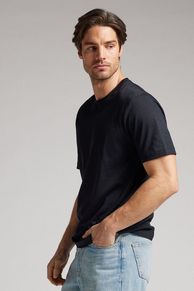 CMU12R_019_1-T-SHIRT-REGULAR-FIT-EM-ALGODAO-SUPIMA®-EXTRAFINO