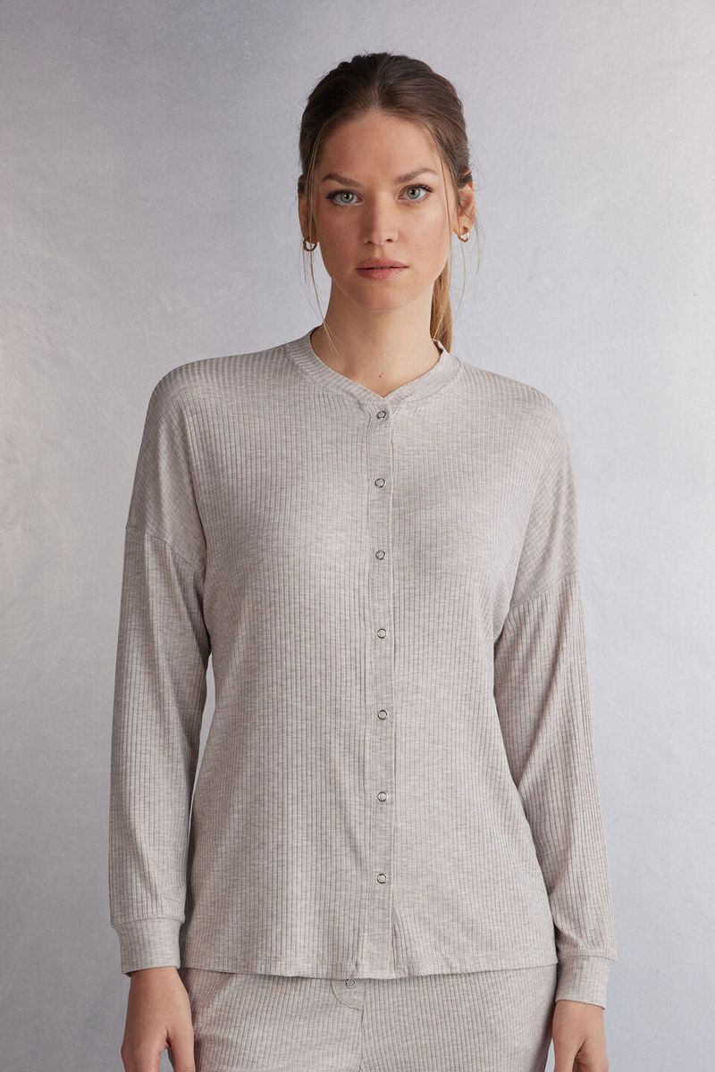 CLD931A_563J_3-CAMISOLA-DE-MANGA-COMPRIDA-EM-MODAL-ABERTURA-FRONTAL-CHIC-COMFORT