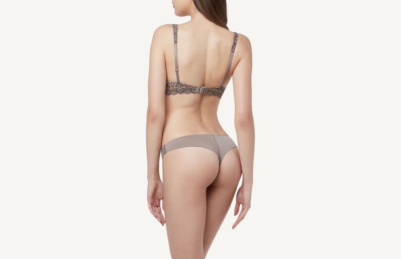 RID89L_7659_4-SOUTIEN-ELENA-COM-ARO-EM-RENDA