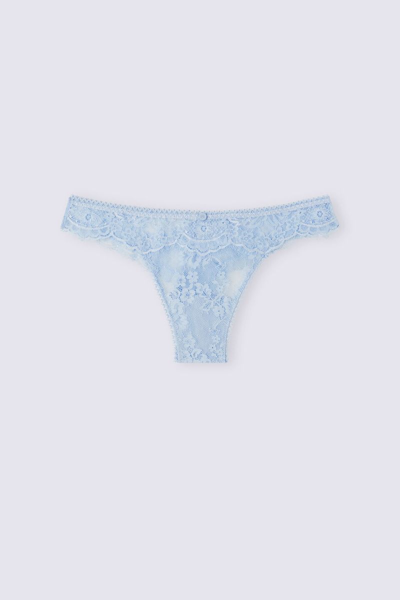 SBD2527_542J_10-CUECAS-BRASILEIRAS-THE-MOST-ROMANTIC-SEASON