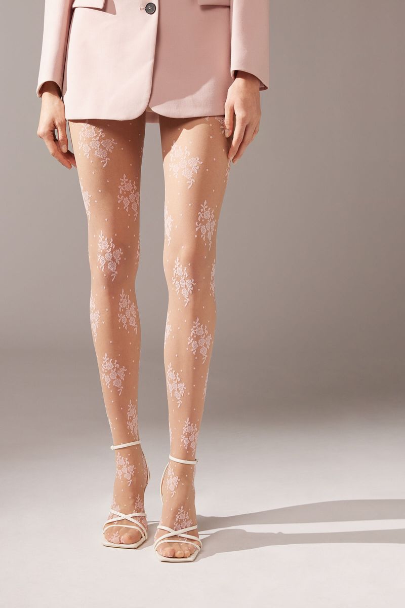 MODC2056_5358_V2_1-COLLANTS-EM-TULE-40-DEN-COM-FLORES-E-MICROBOLINHAS