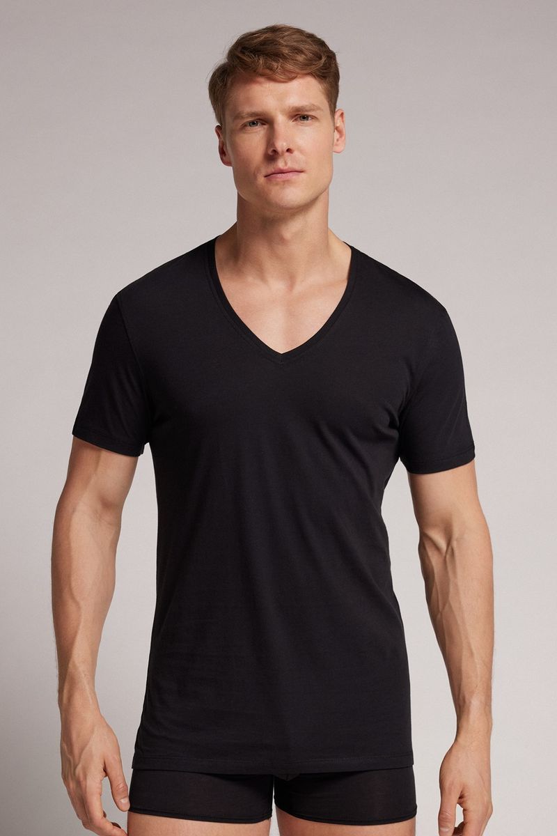 CMU12D_019_3-CAMISETA-COM-DECOTE-EM-V-EM-ALGODAO-SUPIMA-EXTRAFINO