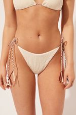 0SBL1805_889C_3-CUECA-DE-BIQUINI-BRASILEIRA-COM-LACOS-3D-CACHEMIRE-TWIST
