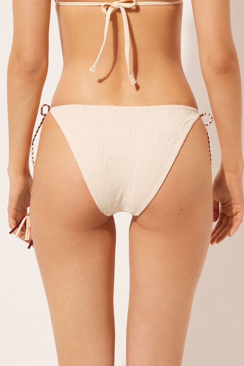 0SNL1805_889C_2-CUECA-DE-BIQUINI-COM-LACOS-3D-CACHEMIRE-TWIST