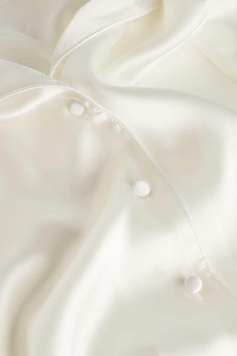 CLD1233_2127_8-CAMISA-DE-MANGA-COMPRIDA-EM-CETIM-E-SEDA