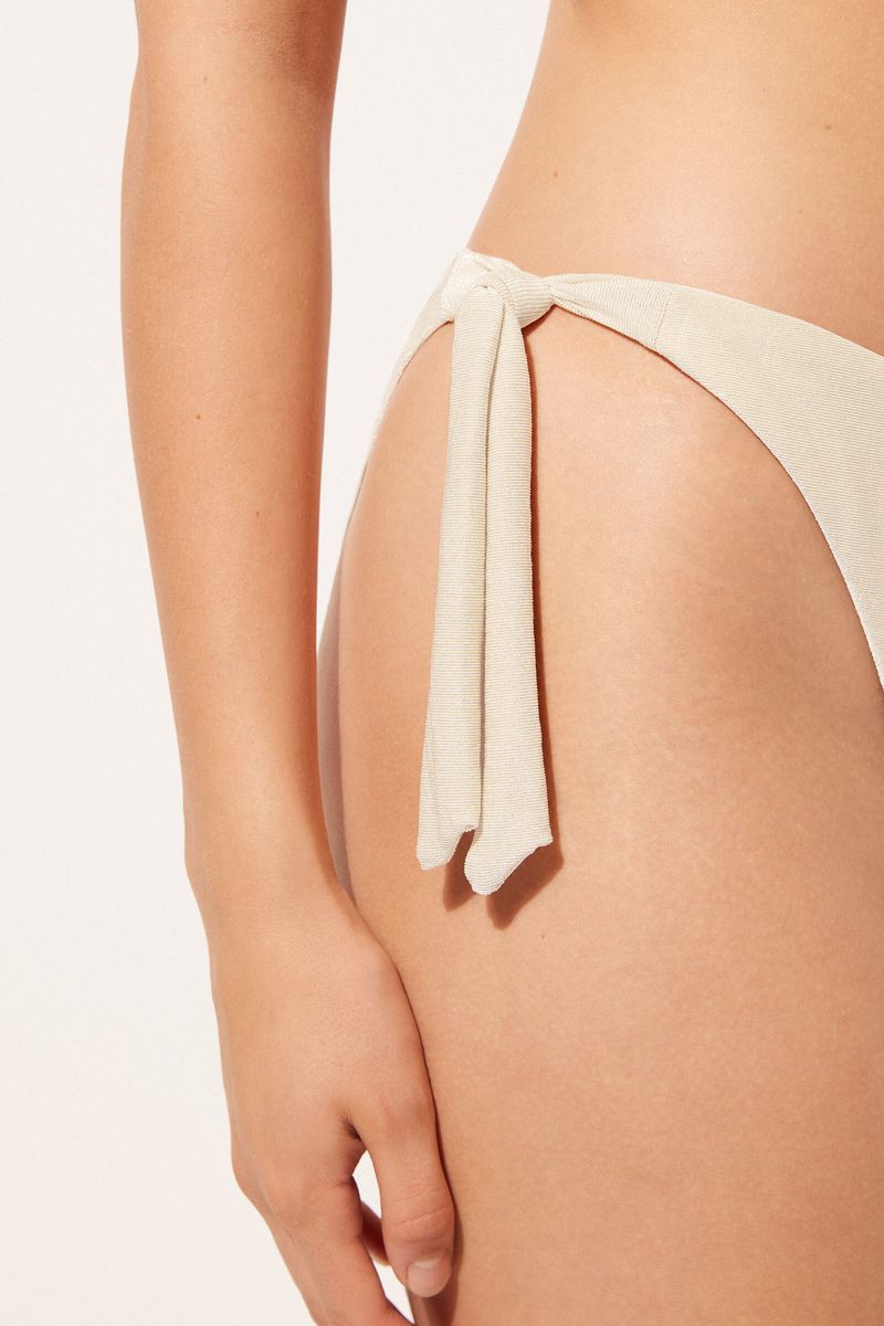 0SNF1811_961C_6-CUECA-DE-BIQUINI-COM-LACOS-GOLDEN-GLEAM