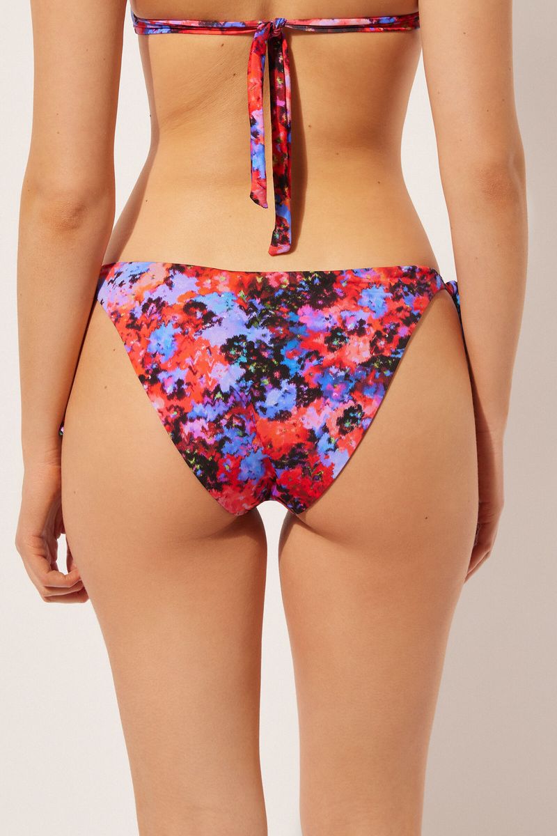 0SNF1812_956C_2-CUECA-DE-BIQUINI-COM-LACOS-BLURRED-FLOWERS