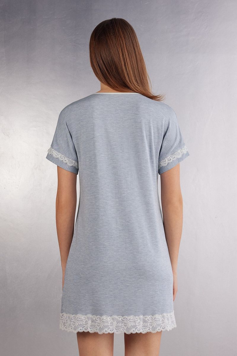 PCN700A_009J_2-CAMISOLA-ABERTA-NA-FRENTE-COM-DETALHES-EM-RENDA