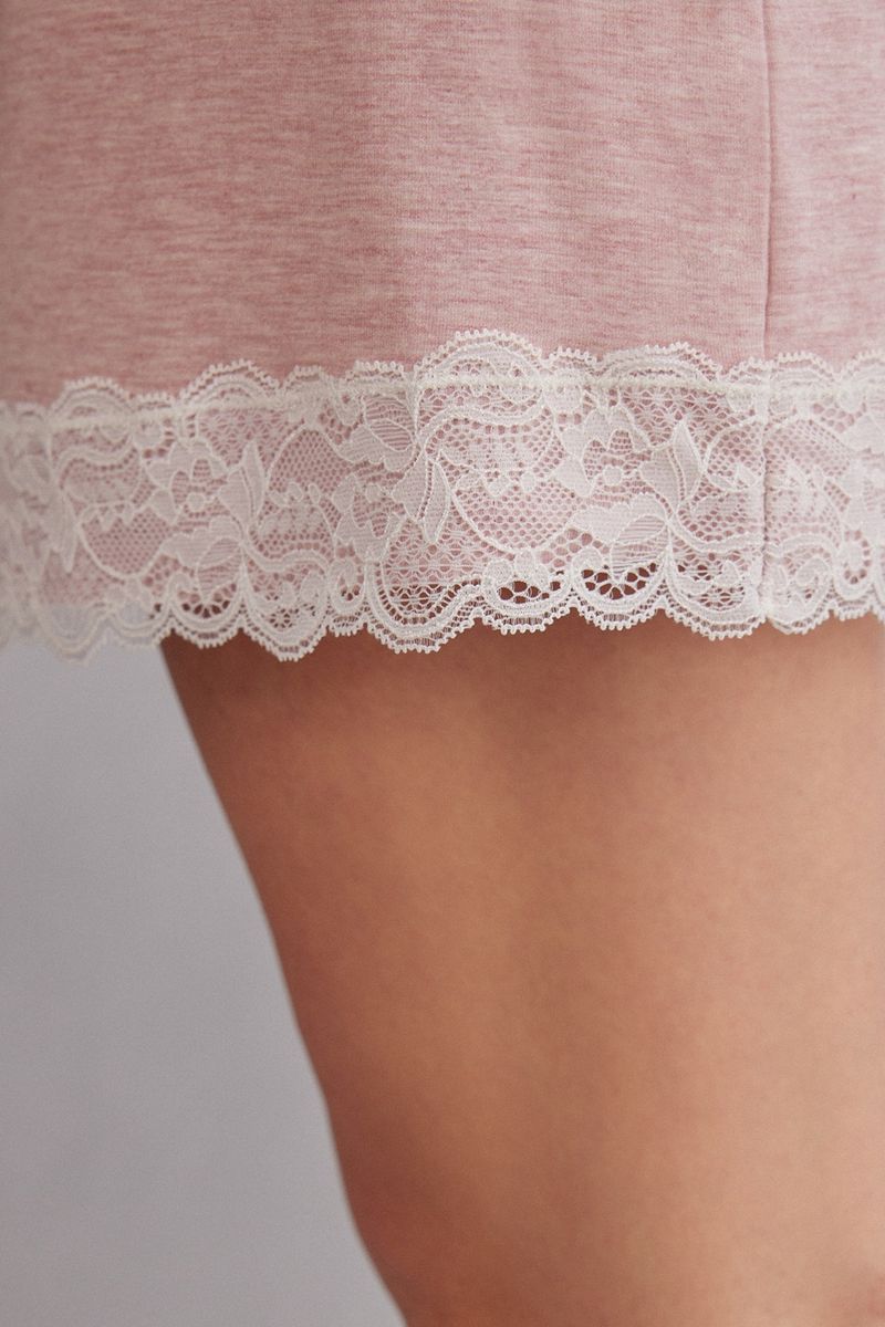 PCN700C_008J_6_Detail_Camisola-De-Mangas-Curtas-Com-Detalhes-Em-Renda