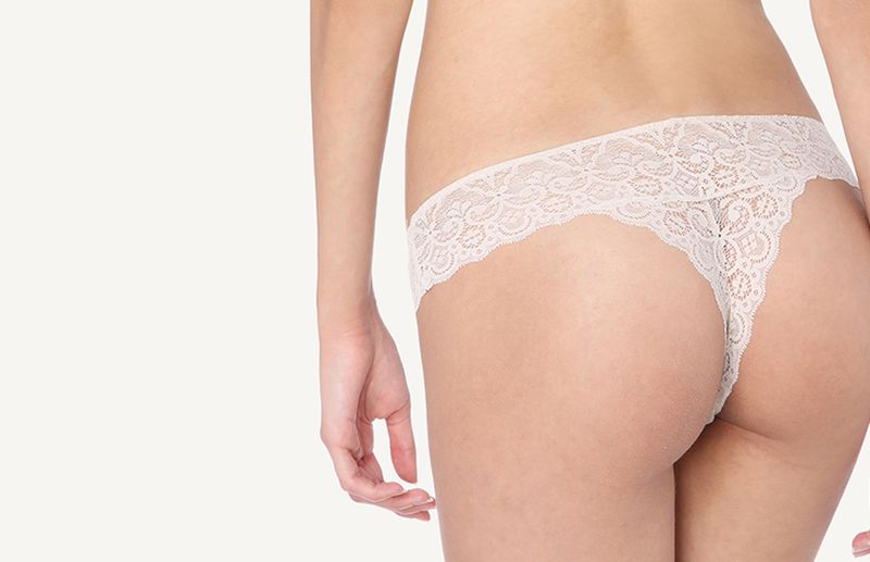 SBD89P_2280_7-BRASILEIRA-EM-RENDA