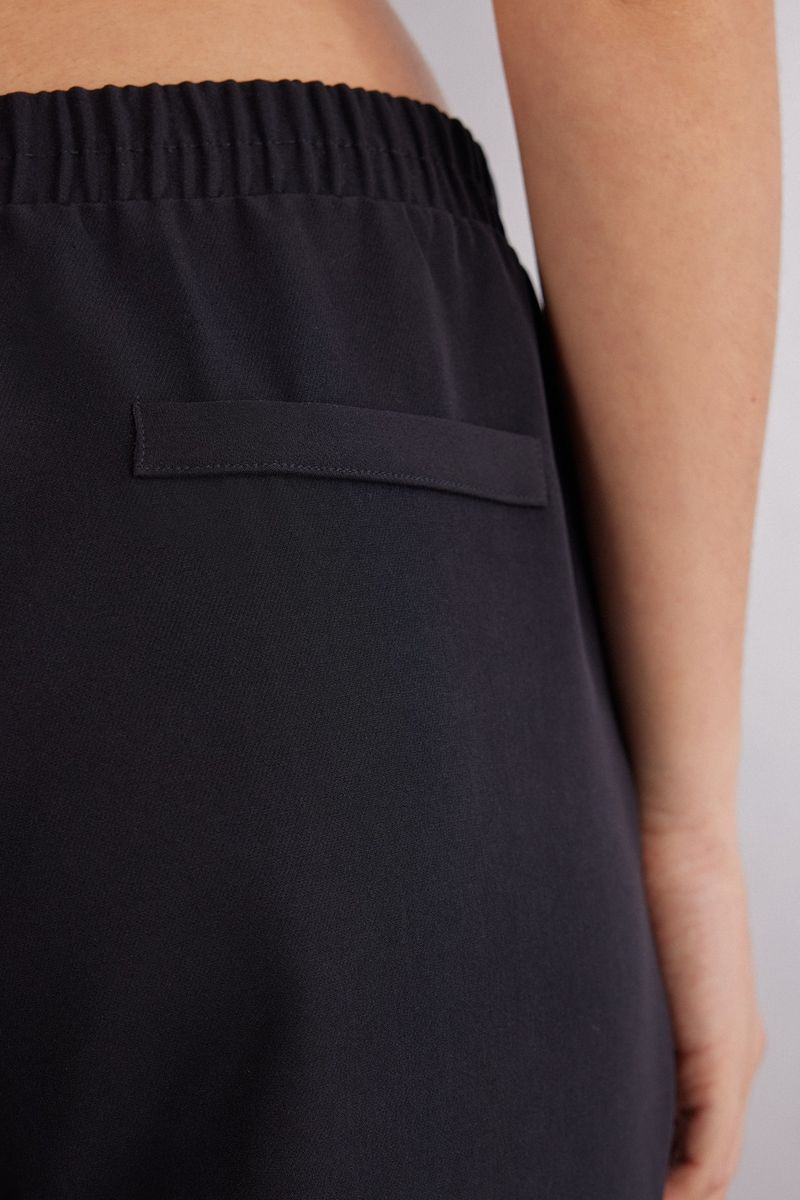 AI075Z-019-6-CALCAS-COM-BOLSOS