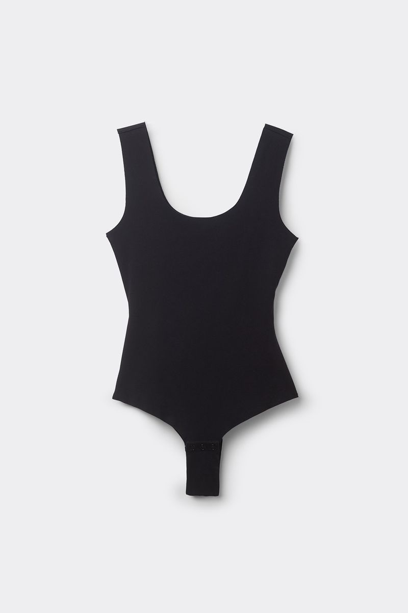 BOD66C_019_10-BODY-EM-ALGODAO-SUPIMA-COM-DECOTE-ACENTUADO