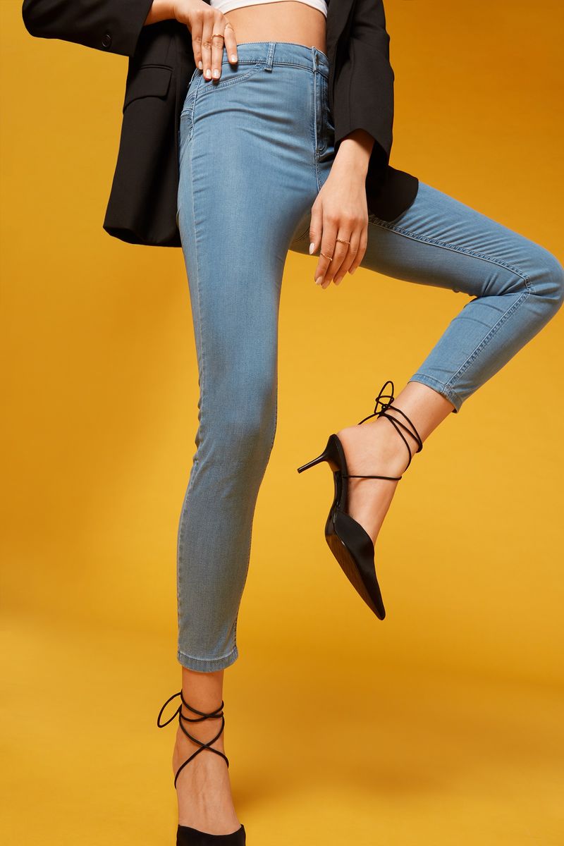 MIP066_4940_V3_1-JEANS-PUSH-UP-GANGA-LEVE-ECO