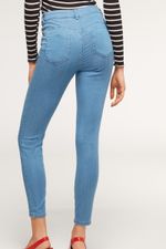 MIP066_4940_V3_2-JEANS-PUSH-UP-GANGA-LEVE-ECO