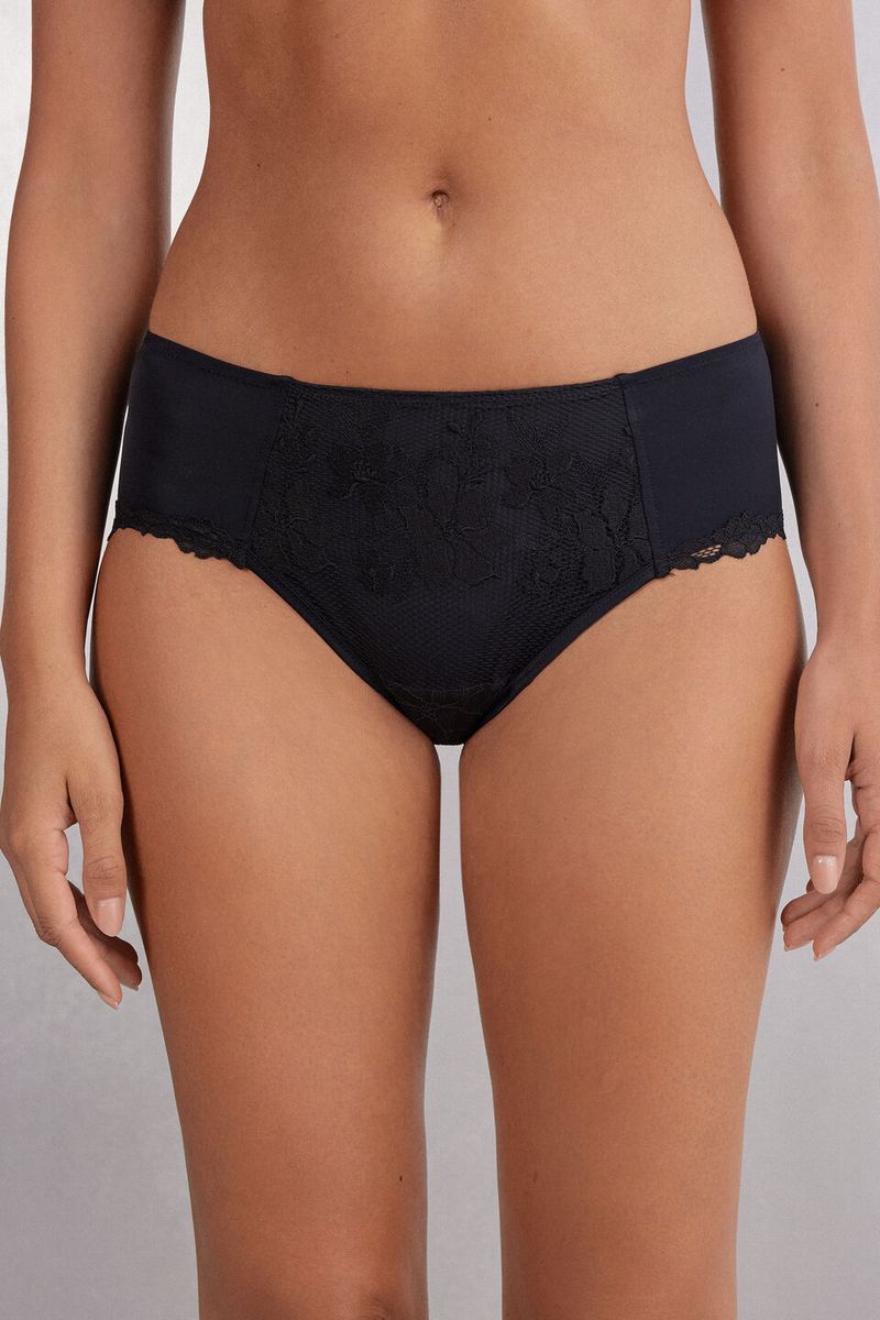 SI1319M_019_3-CUECAS-IN-FULL-BLOOM-EM-TULE