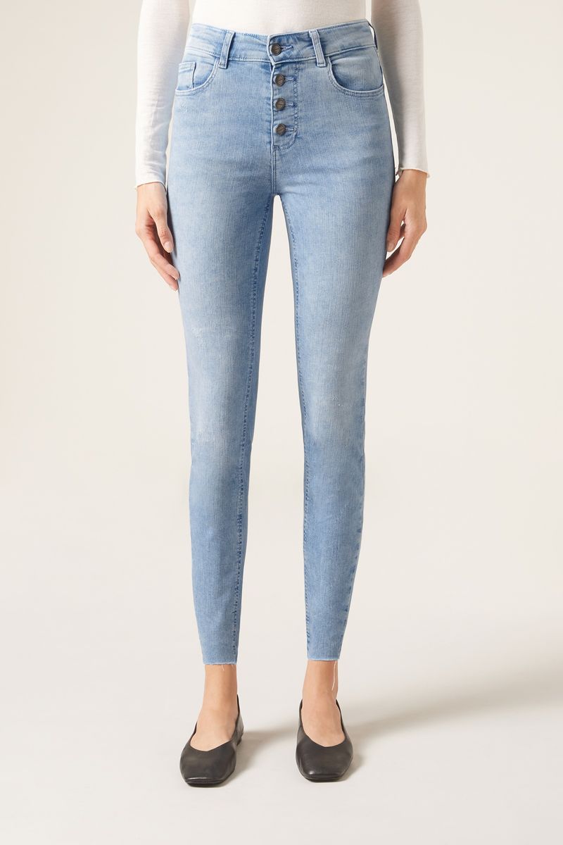 MODP1161_4940_V3_3-CALCA-JEANS-SKINNY-COM-BOTOES