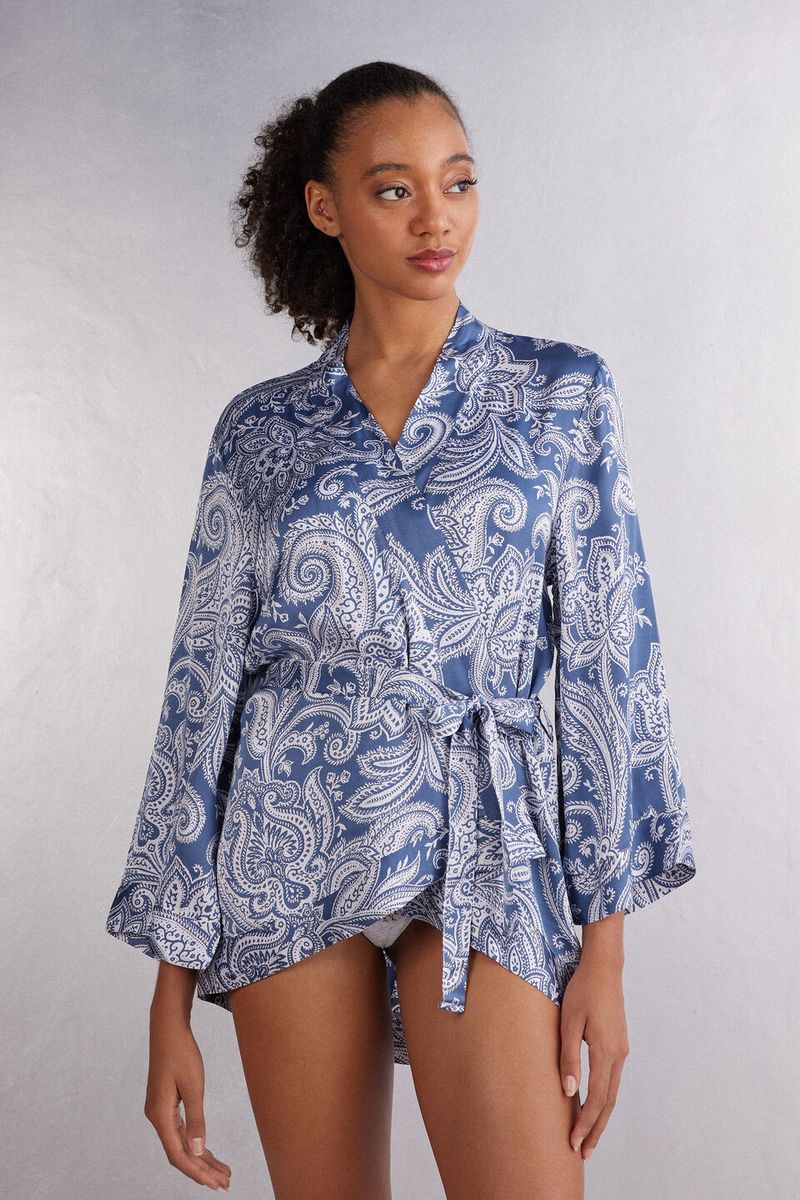 PVD2542_661J_3-QUIMONO-EM-CETIM-DE-VISCOSE-FLOWER-PAISLEY