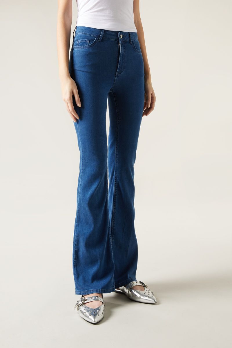MIP067_3182_1-CALCA-JEANS-FLARE-ECO