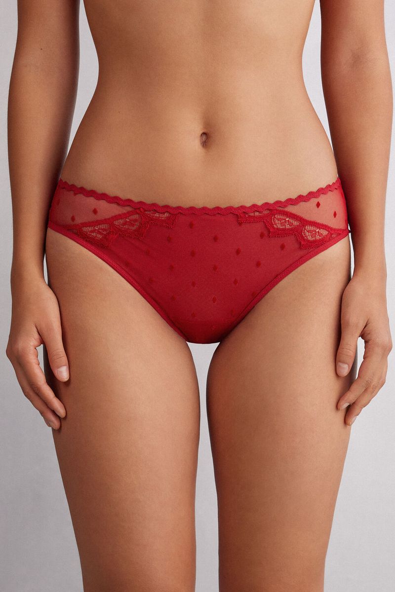 SID2550_9888_3-CUECAS-WINTER-OF-LOVE