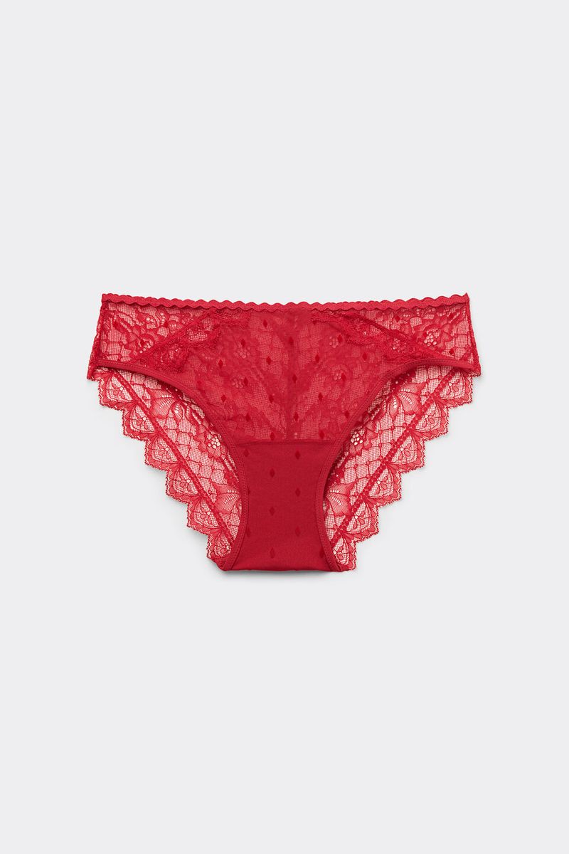 SID2550_9888_10-CUECAS-WINTER-OF-LOVE