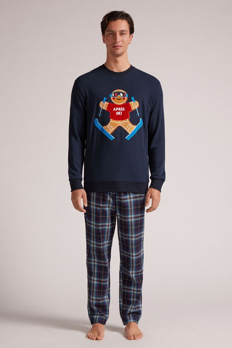 PLU631_800_3-PIJAMA-COMPRIDO-EM-MOLETAO-DE-MODAL-BONECO-DE-GENGIBRE-APRES-SKI
