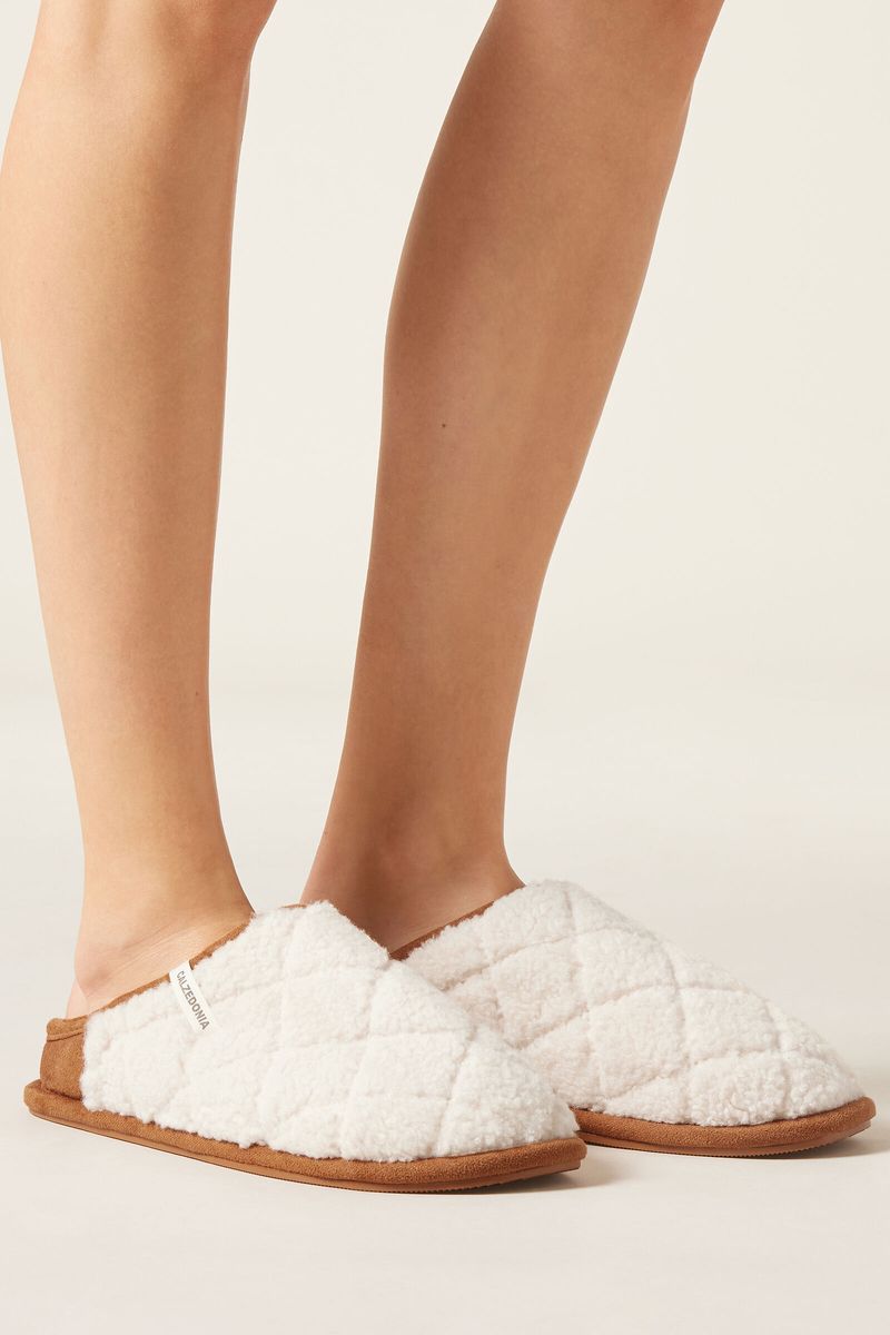 DC0551_356D_3-PANTUFAS-SOFT