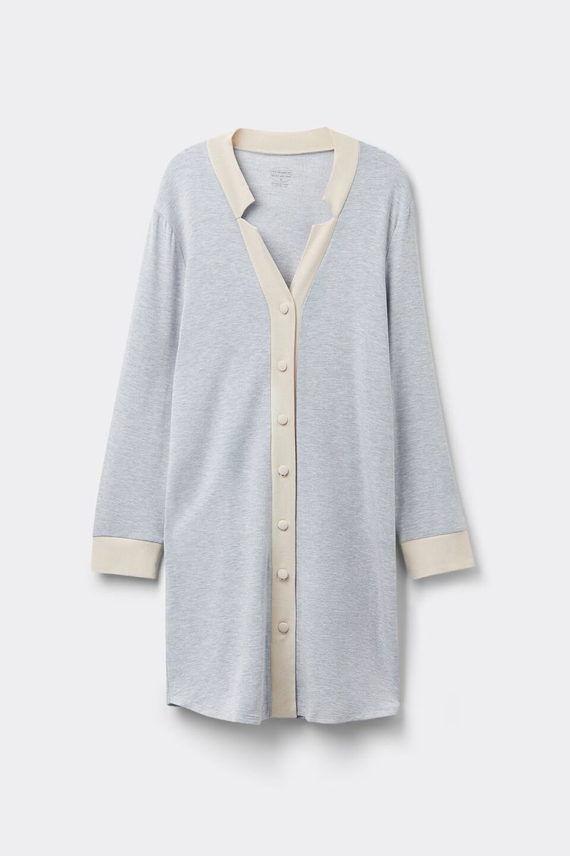 PCN945_776J_10-CAMISA-DE-NOITE-ABERTA-A-FRENTE-EM-MODAL-COM-LA-COLD-WINTER-NIGHT