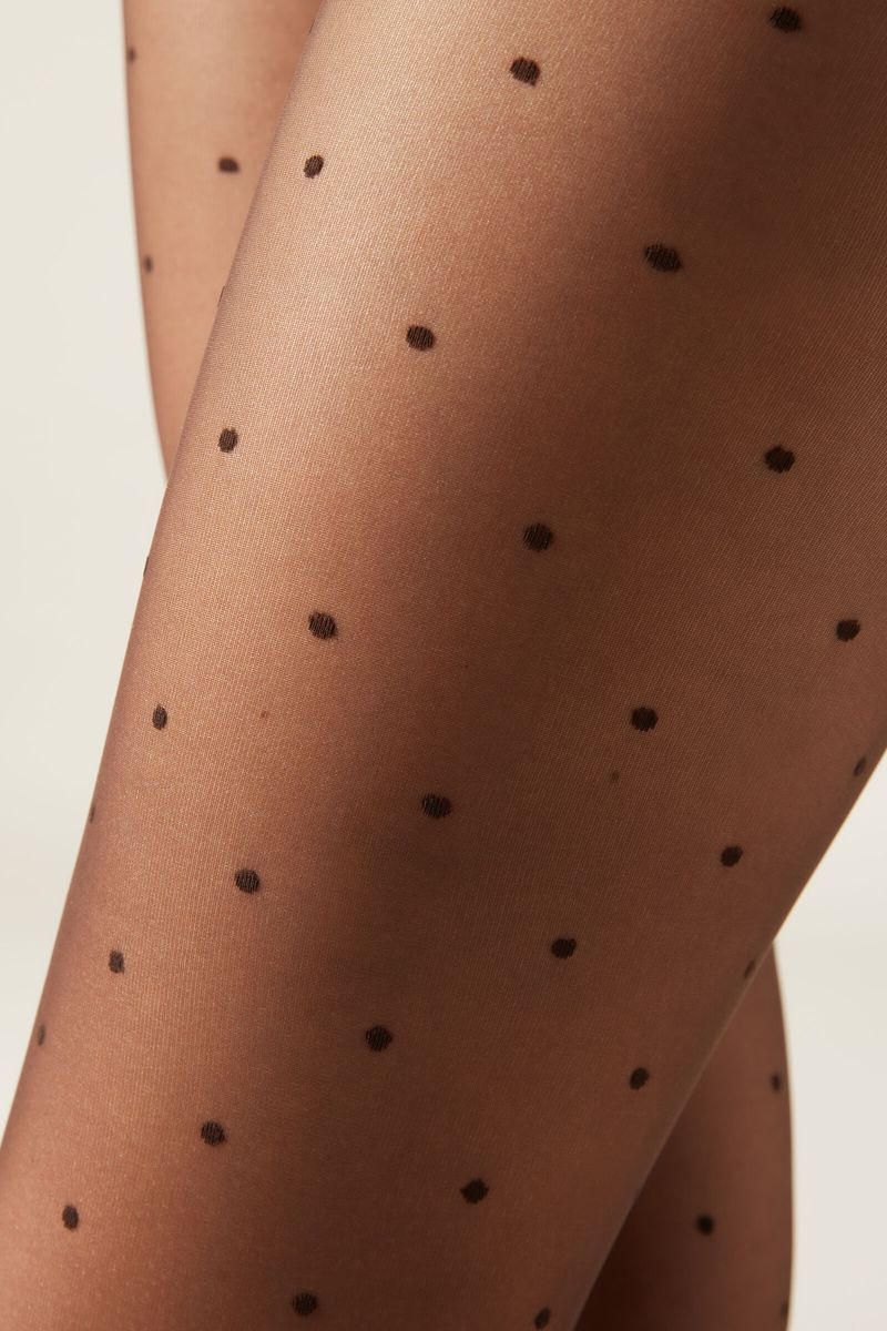 LIC050_5473_V2_6-COLLANTS-TRANSPARENTES-AS-BOLINHAS