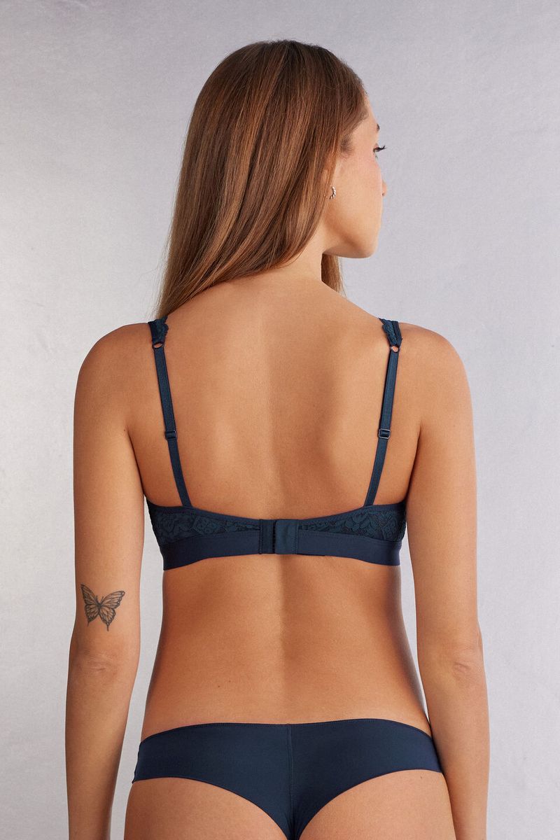 RSD97M_1467_2-SOUTIEN-TRIANGULO-LARA-EM-RENDA