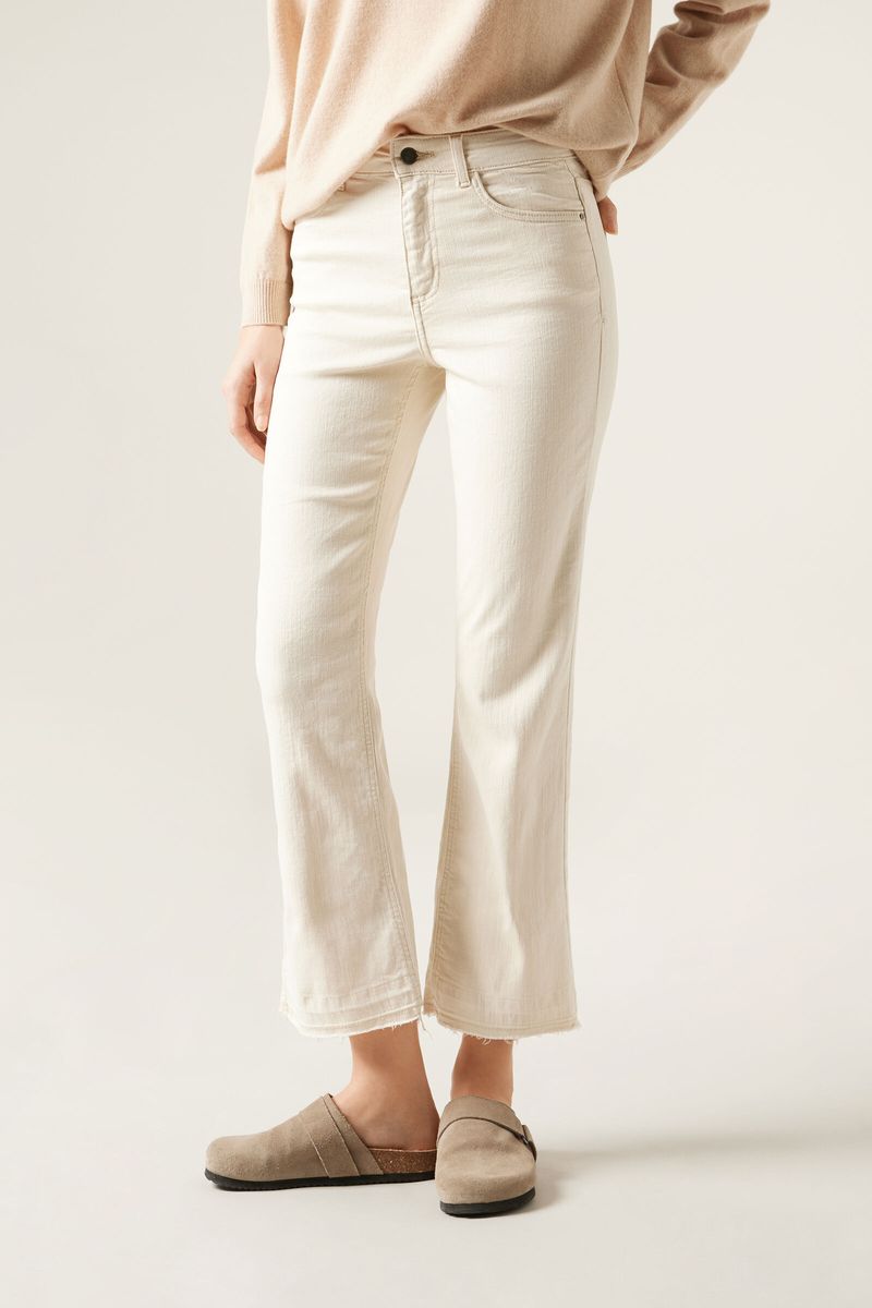 MODP1233_5225_V2_1-JEANS-A-BOCA-DE-SINO-CROPPED