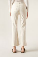 MODP1233_5225_V2_2-JEANS-A-BOCA-DE-SINO-CROPPED