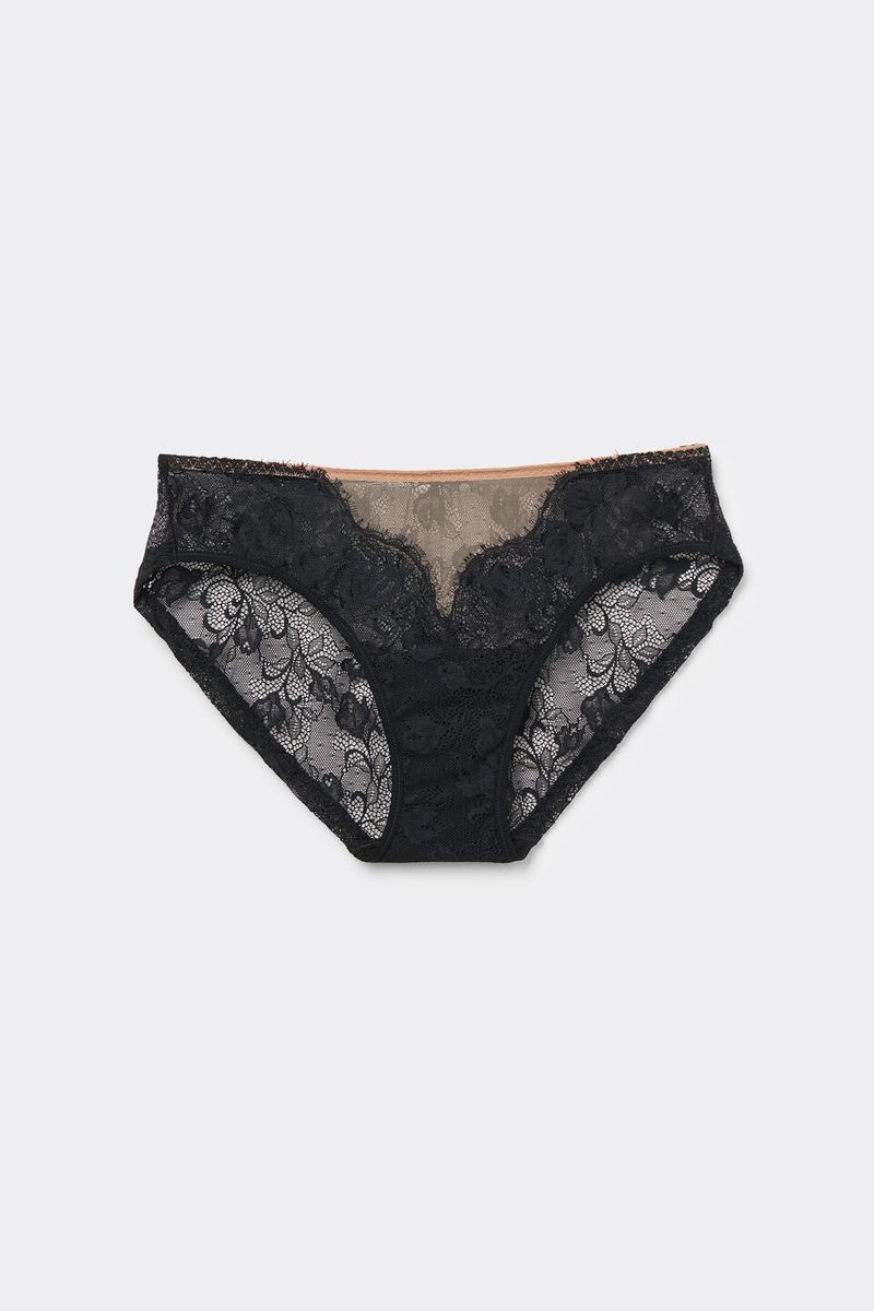 SID2563_844J_10-CUECAS-EM-RENDA-THE-SIMPLEST-PLEASURES