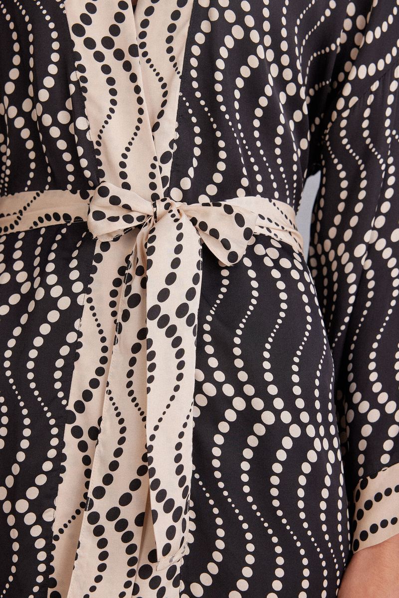 PVD2565_854J_6-QUIMONO-EM-CETIM-DE-VISCOSE-COOL-ELEGANCE