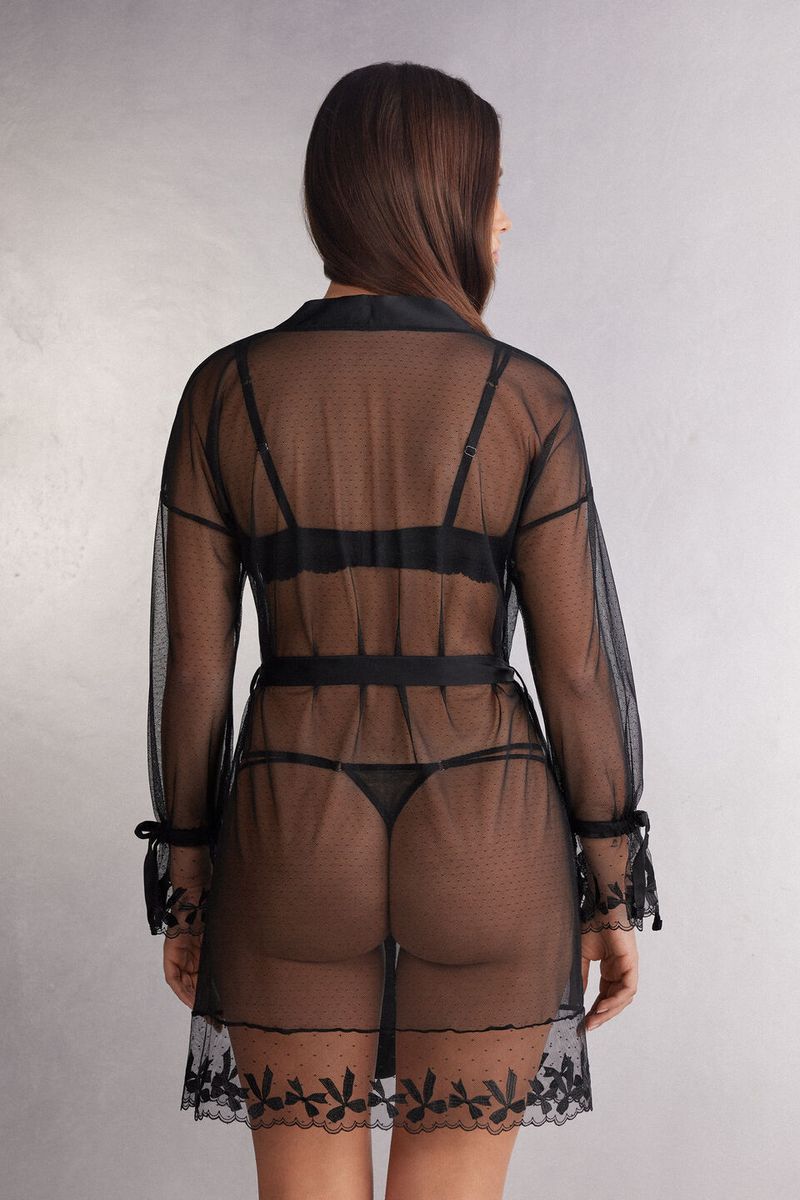 PVD2562_019_2-QUIMONO-EM-RENDA-FROU-FROU-ROMANCE