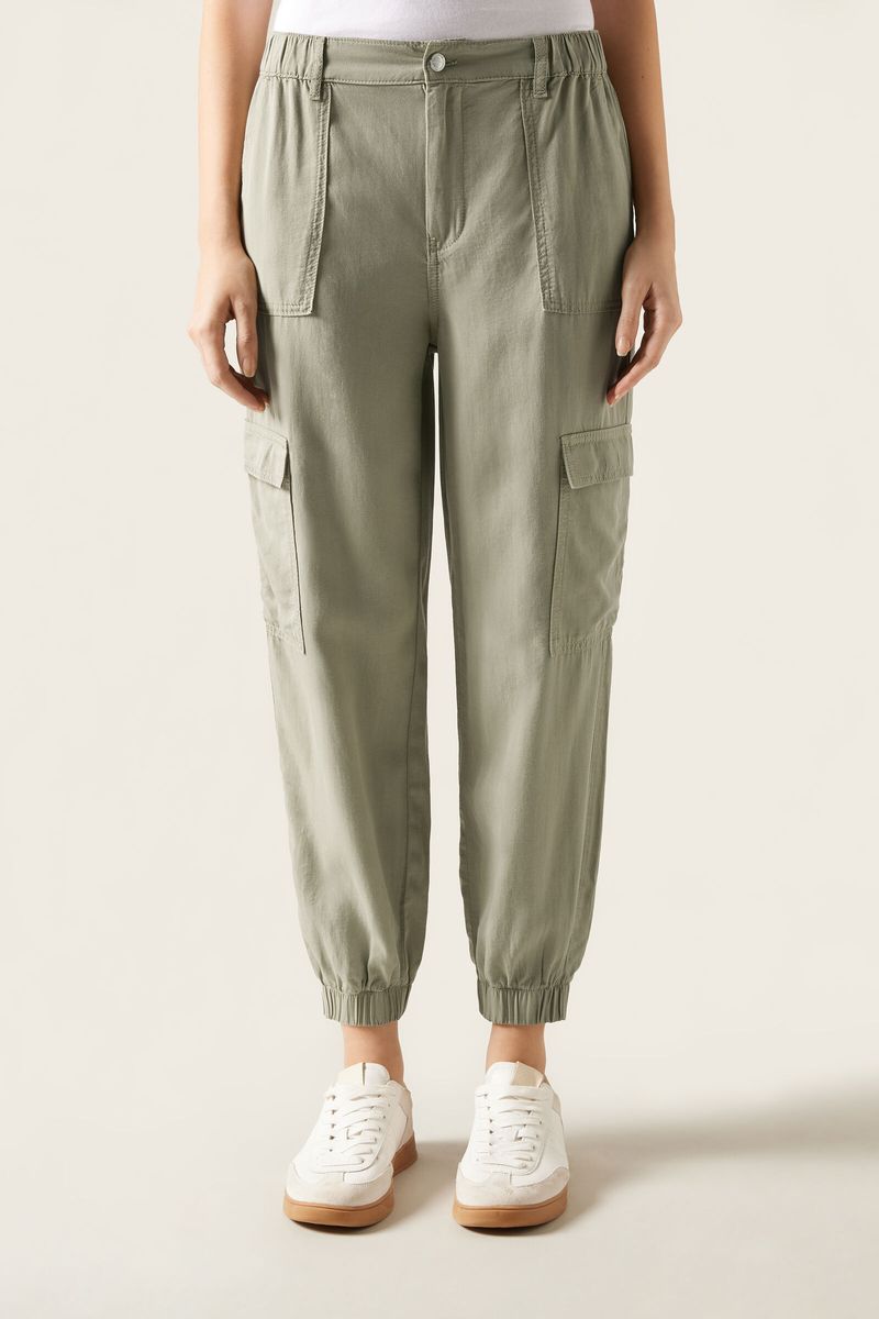 MODP1265_070F_3-JOGGERS-CARGO-ULTRA-LIGHT