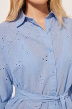 0BDA153_066E_6-CAMISA-COMPRIDA-EM-TECIDO-SANGALLO