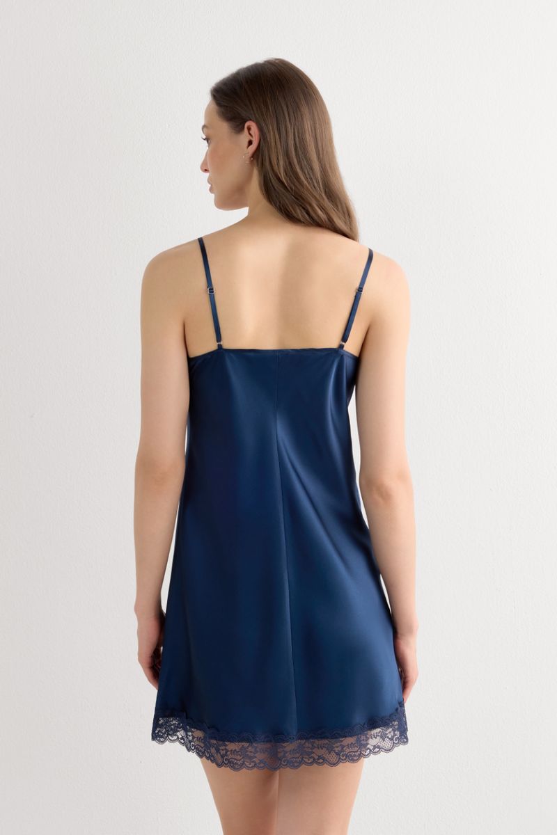 LC71S1_1467_2-CAMISOLA-EM-SEDA-E-RENDA
