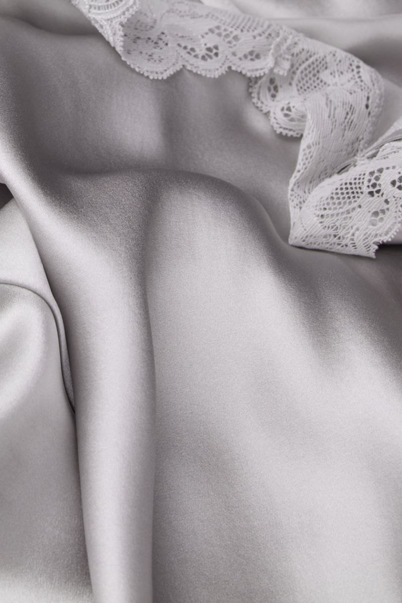 LC71S1_347J_8-CAMISOLA-EM-SEDA-E-RENDA